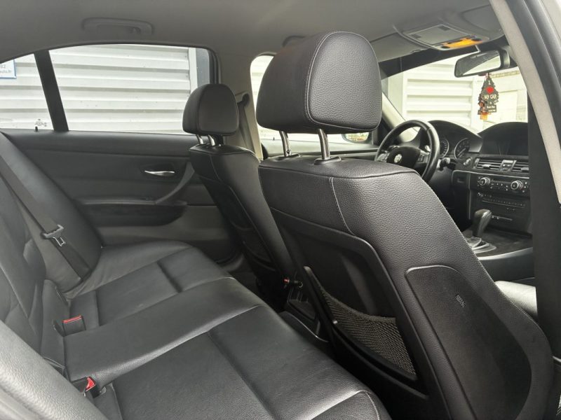 BMW - SERIE 3 335I XI LUXE 2010