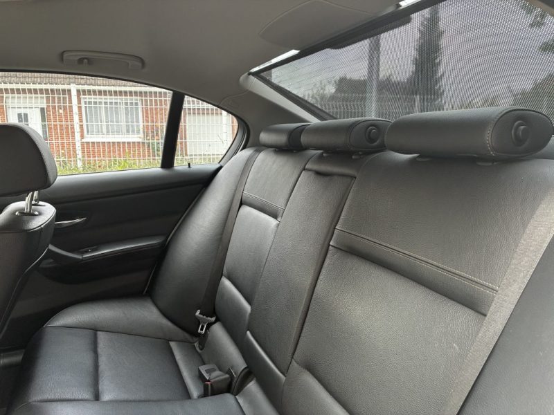 BMW - SERIE 3 335I XI LUXE 2010