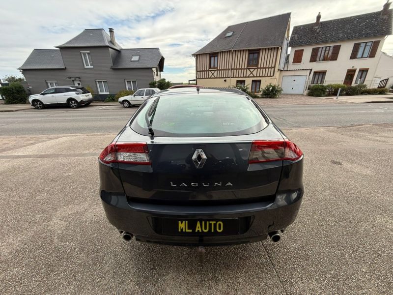Renault Laguna III 2.0 DCi 130Ch Black Edition