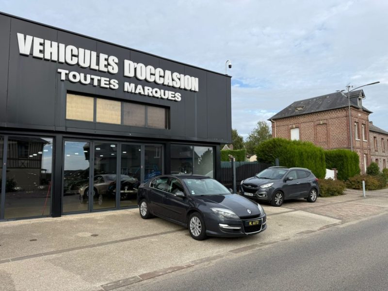 Renault Laguna III 2.0 DCi 130Ch Black Edition