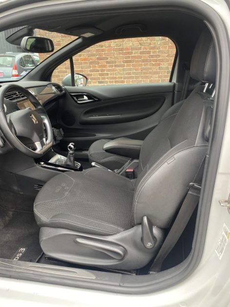 CITROEN DS3 1.2 VTI 82 CV  2015