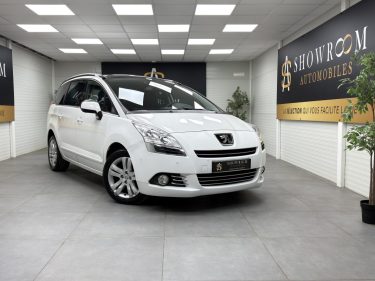 Peugeot 5008 1.6 HDi 115 - Allure - 7 places