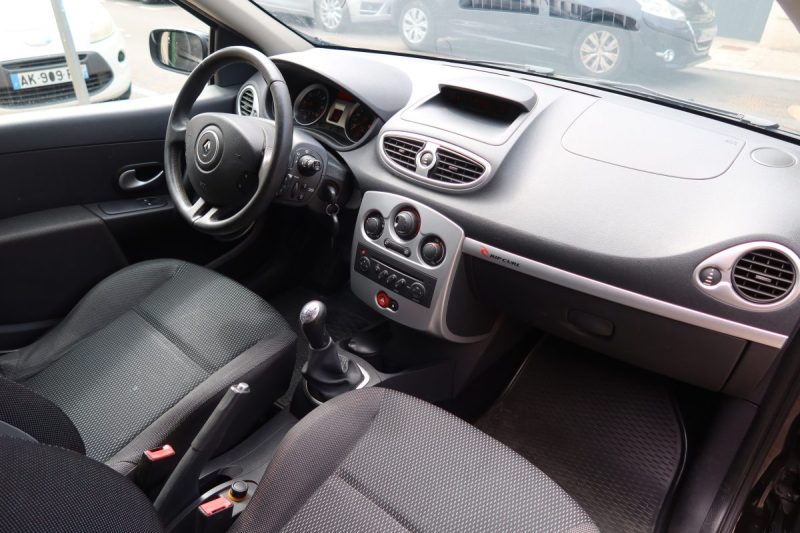 RENAULT CLIO III RIP CURL 1.5 DCI 85 ECO 2 2008