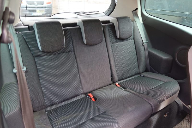 RENAULT CLIO III RIP CURL 1.5 DCI 85 ECO 2 2008