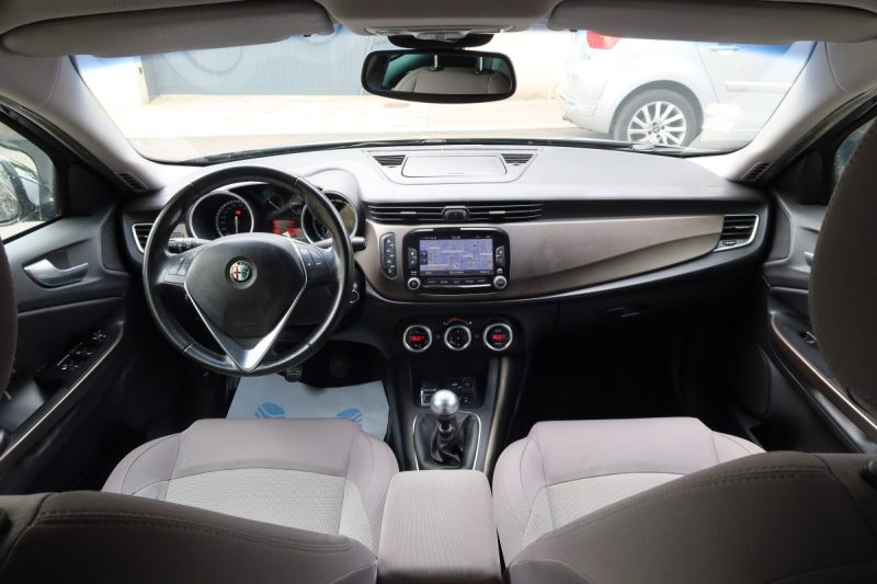 ALFA ROMEO GIULIETTA 2.0 JTDM 150 DISTINCTIVE 2015