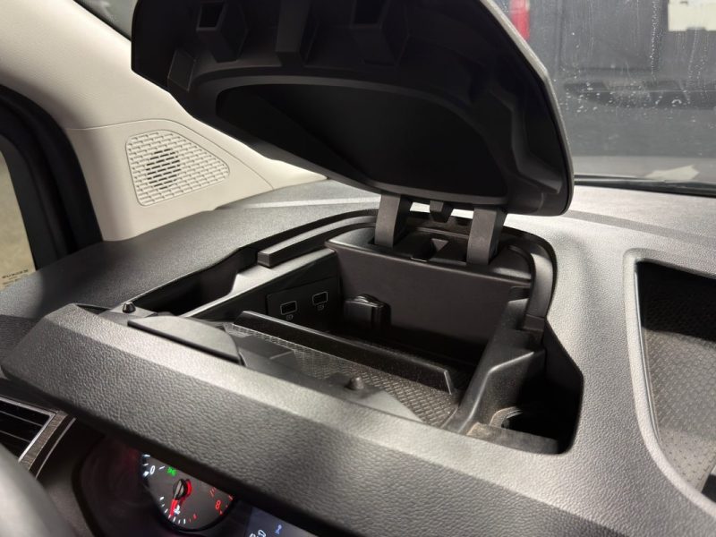 RENAULT KANGOO 1.3 TCE 130 Cv - KEYLESS / APPLE & ANDROID - GARANTIE 1 AN NATIONALE