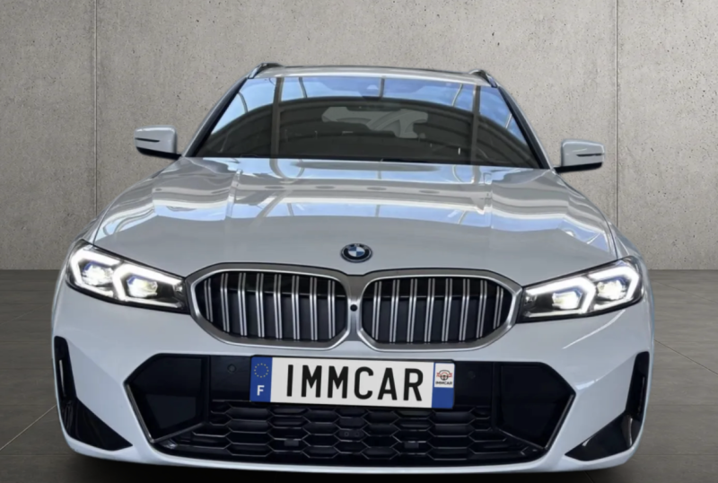 BMW 330E TOURING M SPORT 2025