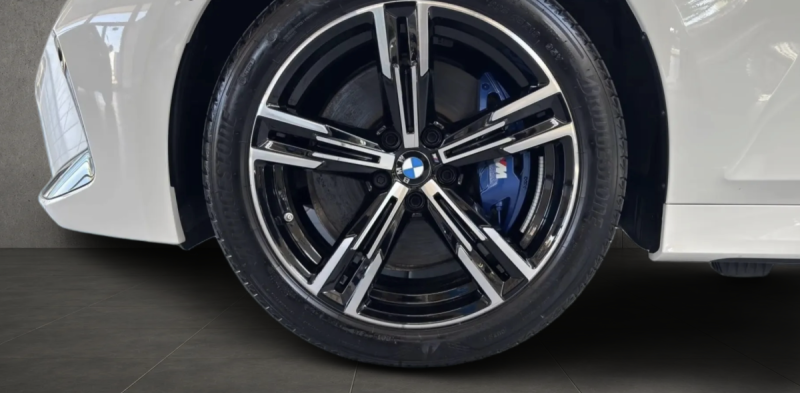 BMW 330E TOURING M SPORT 2025