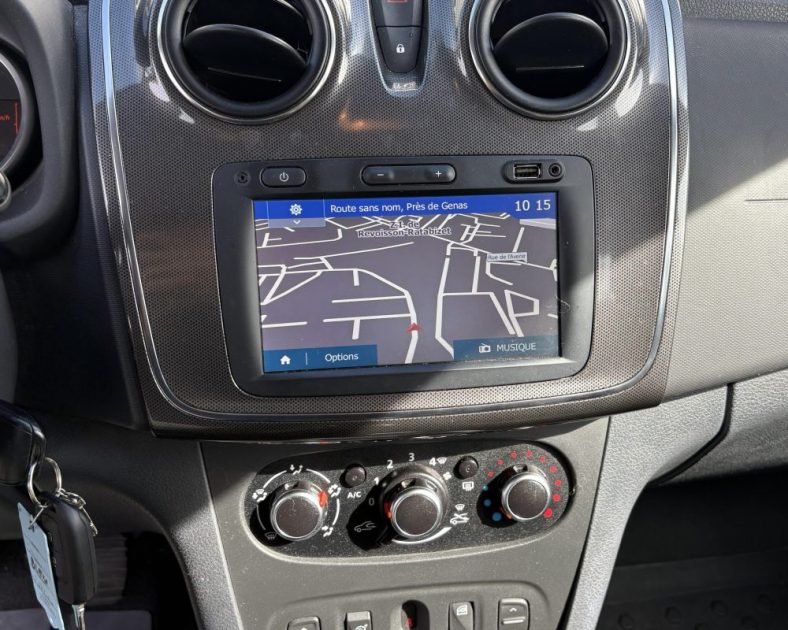 DACIA SANDERO 0.9 TCE 90 15 ANS 2020