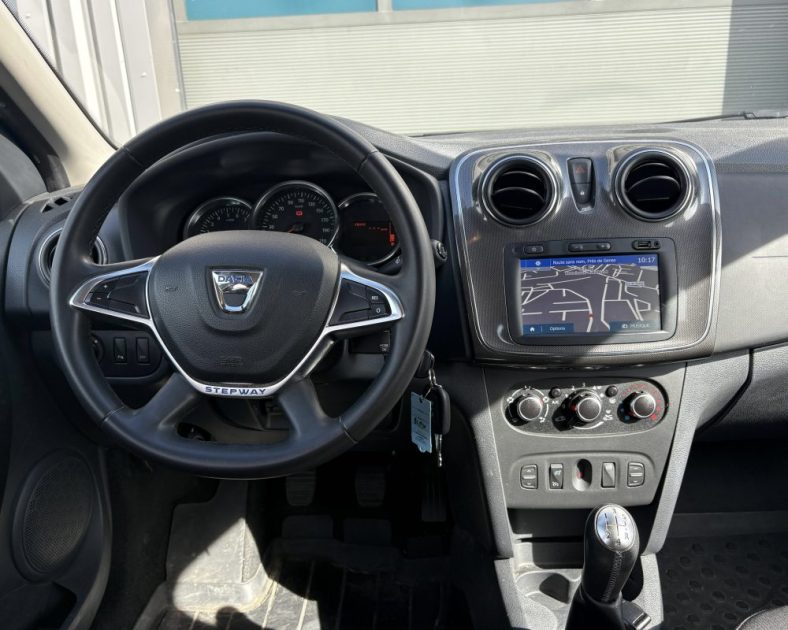 DACIA SANDERO 0.9 TCE 90 15 ANS 2020