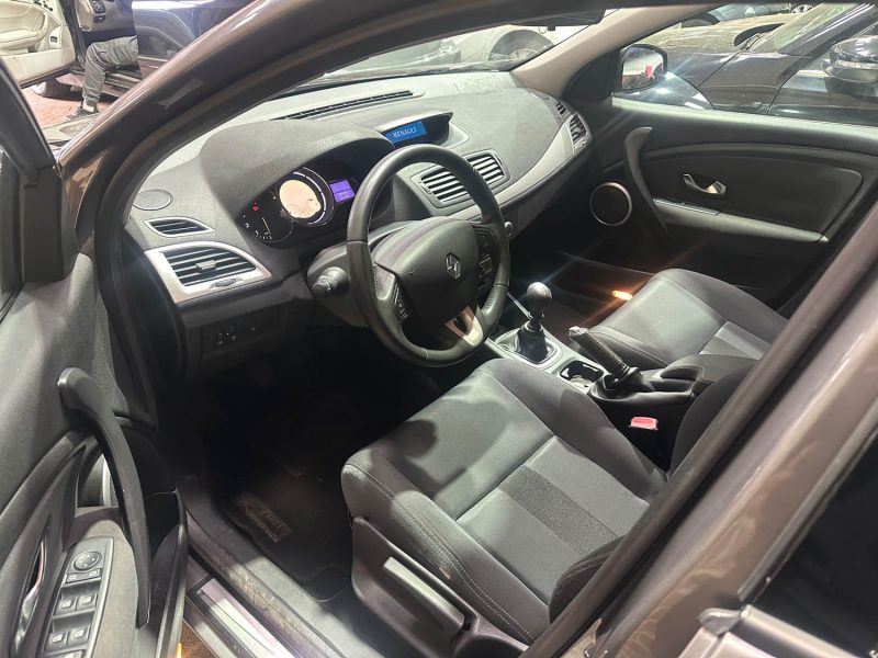 RENAULT MEGANE 1.5 DCI 110 CV DYNAMIQUE 2010