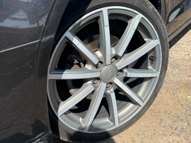 AUDI A3 2.0 TDI 150 S TRONIC BOITE AUTO Trés Bon Etat 