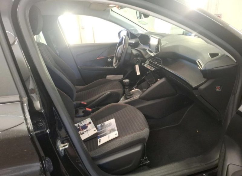 PEUGEOT 208 ACTIVE BUSINESS – PURETECH 100 CH – MODÈLE 2024 – 9 490 €
