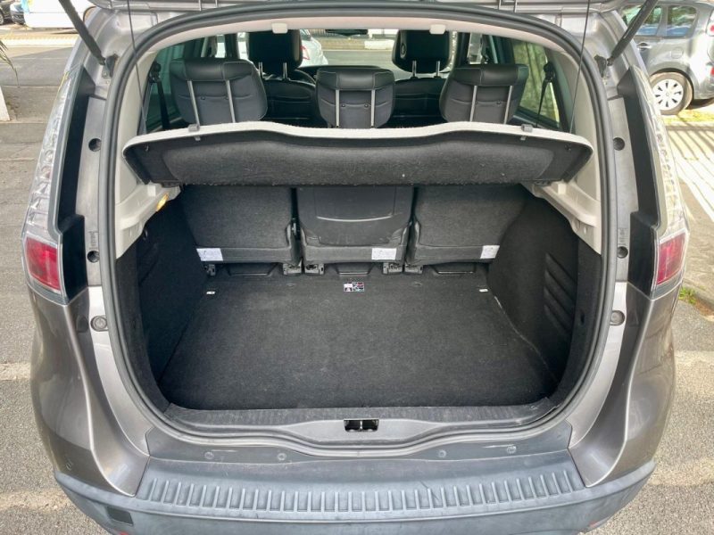 RENAULT SCENIC 1.5 DCI 110 INITIALE EDC