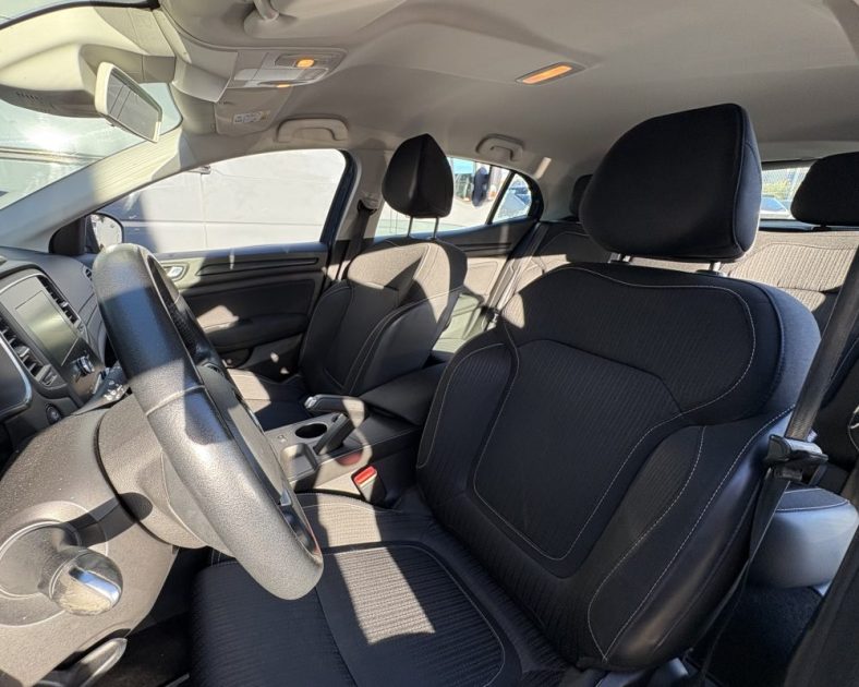 RENAULT MEGANE IV 1.3 TCE 115 ch BUSINESS -  Chaine de Distribution Neuve - Entretien Complet