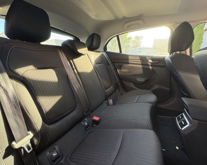 RENAULT MEGANE IV 1.3 TCE 115 ch BUSINESS -  Chaine de Distribution Neuve - Entretien Complet