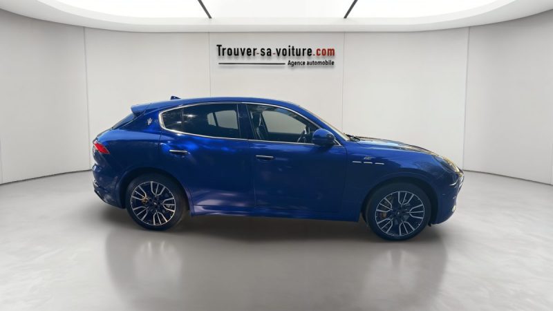 MASERATI GRECALE 2.0 MHEV 300 GT 
