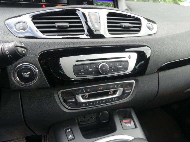 RENAULT SCENIC 1.5 DCI 110 ENERGY BOSE 2014
