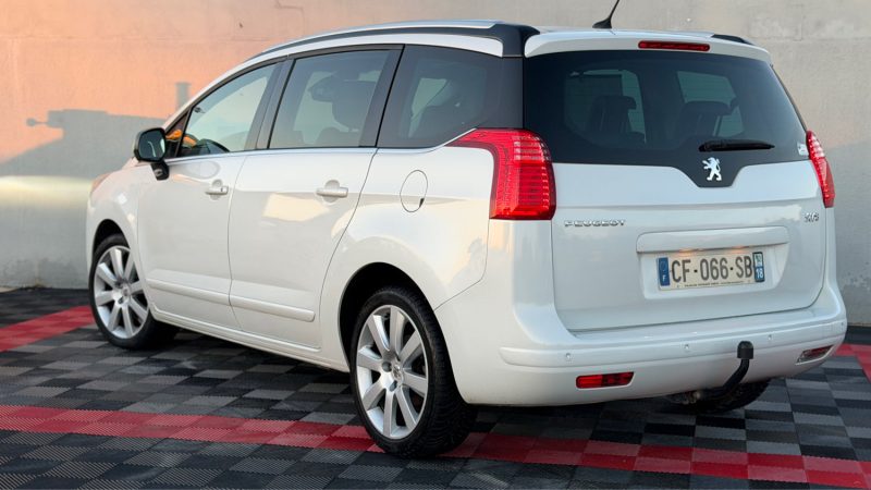 PEUGEOT 5008 1.6 THP 156 PREMIUM PACK BA 2012