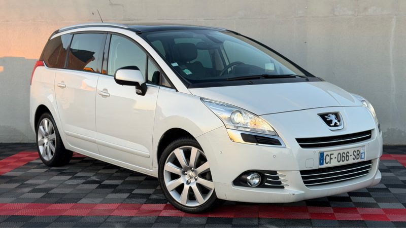 PEUGEOT 5008 1.6 THP 156 PREMIUM PACK BA 2012