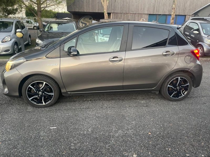 TOYOTA YARIS 100H TECHNOLINE 