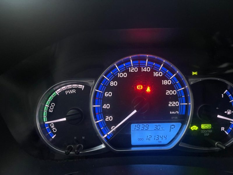 TOYOTA YARIS 100H TECHNOLINE 