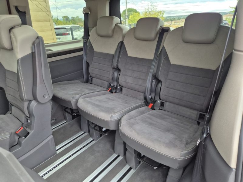 VW MULTIVAN T7  COURT 1.4 E-HYBRID 218 LIFE  2023