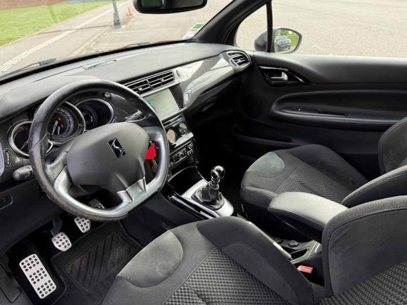 CITROËN DS3 SPORCHIC 115 CV DIESEL BV6 HAUT DE GAMME 2014