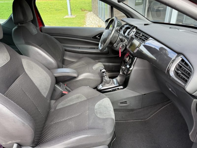 CITROËN DS3 SPORCHIC 115 CV DIESEL BV6 HAUT DE GAMME 2014