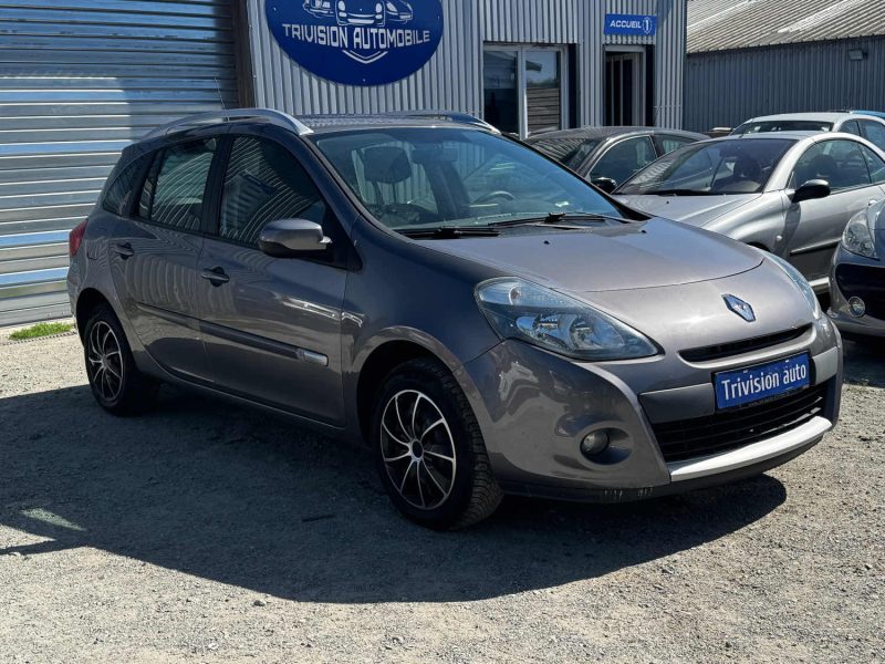 RENAULT CLIO 1.2 TCE TOM TOM EDITION 2012