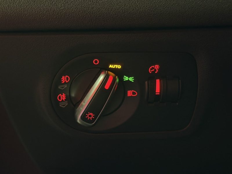 🟢 Audi TT Sline 1.8 TFSI 160 cv Ecran Gps Bluetooth Régulateur Sièges Chauffants