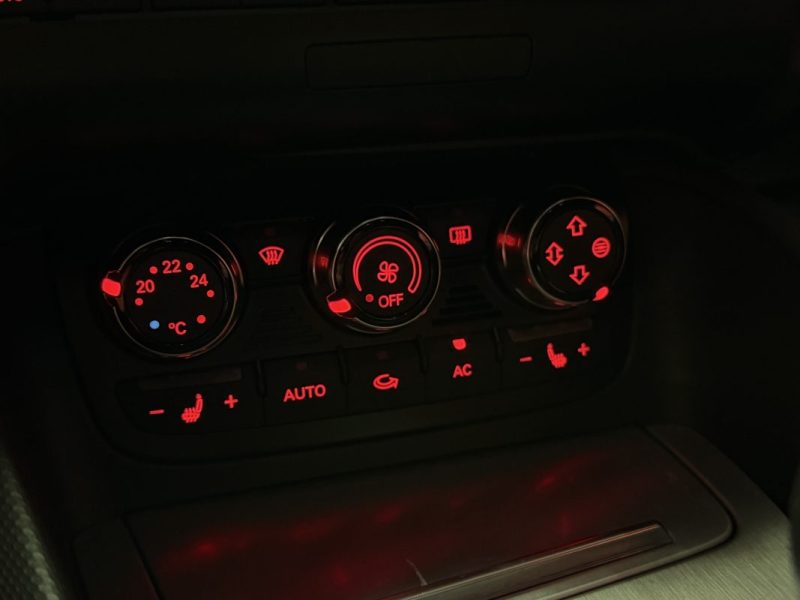 🟢 Audi TT Sline 1.8 TFSI 160 cv Ecran Gps Bluetooth Régulateur Sièges Chauffants