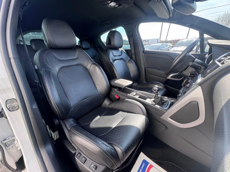 CITROEN DS4 1.6 THP 200CH SPORT CHIC 