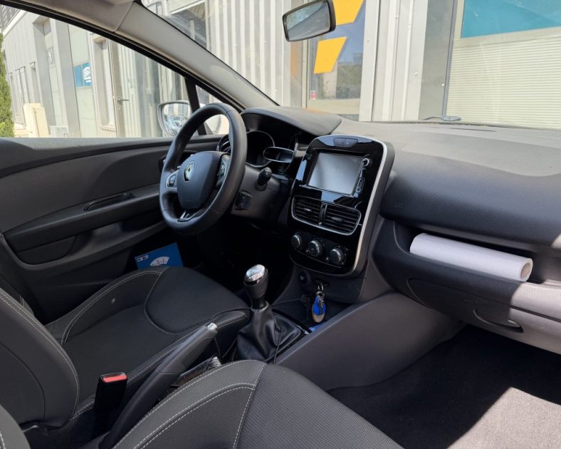 RENAULT Clio IV 4 - 1.5 DCI 75 ch - Distribution neuve - Entretien complet