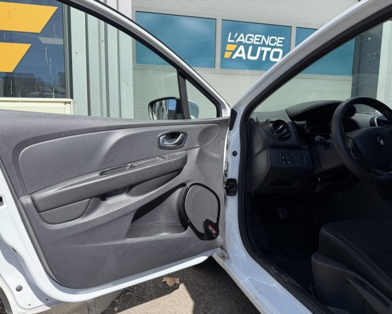RENAULT Clio IV 4 - 1.5 DCI 75 ch - Distribution neuve - Entretien complet