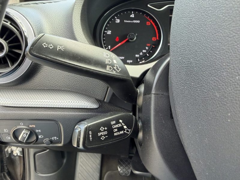 AUDI A3 1.6 TDI 110 cv ATTRACTION 2016 GARANTIE 6 MOIS 
