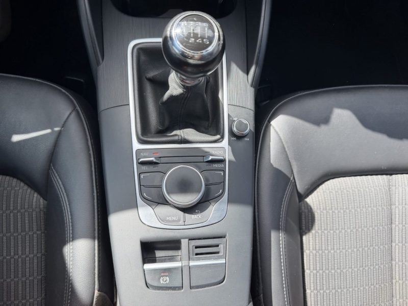 AUDI A3 1.6 TDI 110 cv ATTRACTION 2016 GARANTIE 6 MOIS 