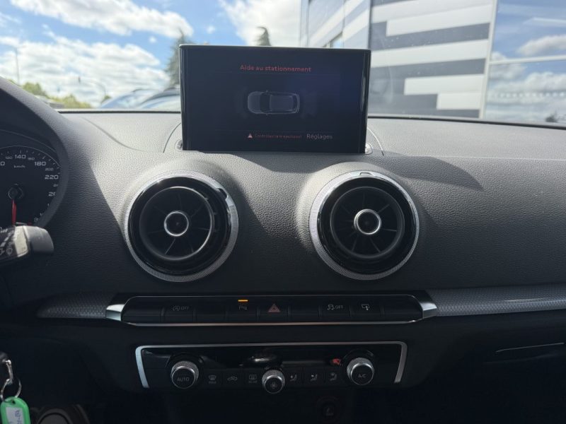 AUDI A3 1.6 TDI 110 cv ATTRACTION 2016 GARANTIE 6 MOIS 