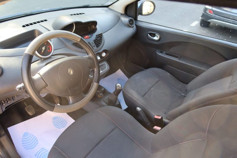 RENAULT TWINGO II 1.5 DCI 65 AUTHENTIQUE 2009