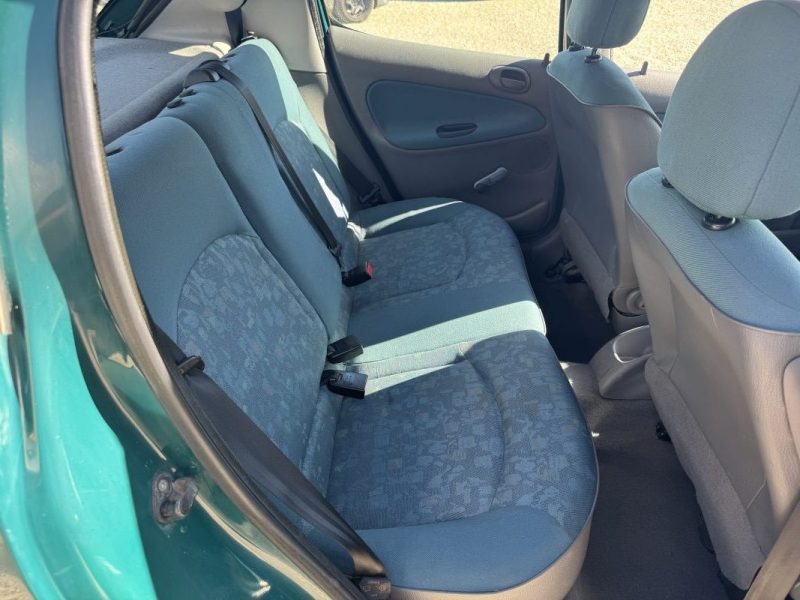 PEUGEOT 206 1.9D 70 CH 1ER Main