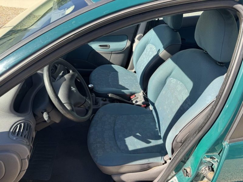 PEUGEOT 206 1.9D 70 CH 1ER Main