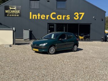 PEUGEOT 206 1.9D 70 CH 1ER Main