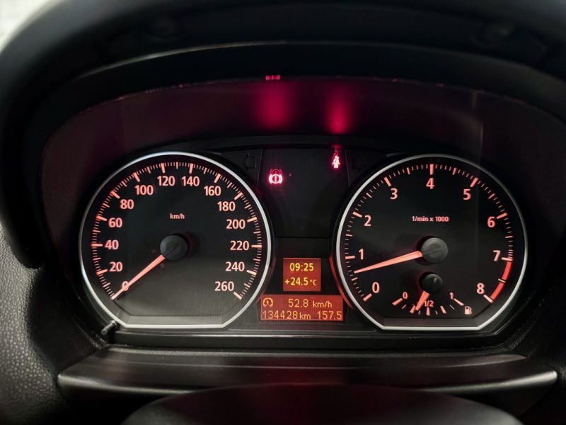 BMW Série 1 130i 3.0 265ch Luxe Boite Manuelle 5 portes