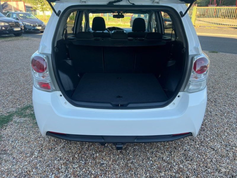 TOYOTA VERSO 124 D-4D SkyView