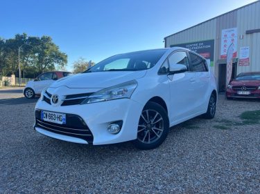 TOYOTA VERSO 124 D-4D SkyView