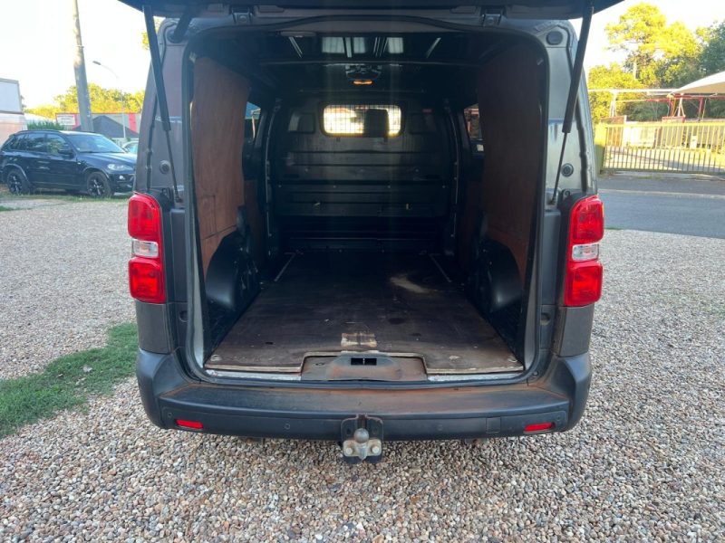 TOYOTA PROACE 2.0 D-4D 180 ch BLACK EDITION BA