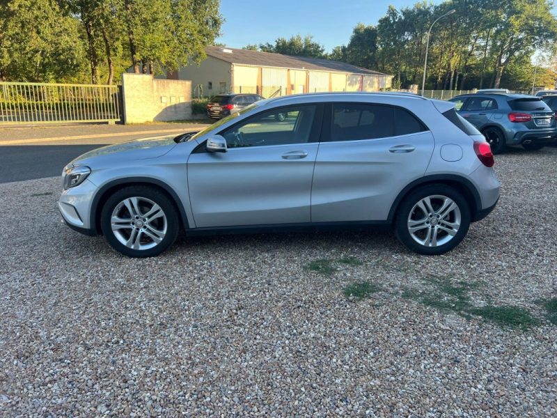 MERCEDES GLA 180 CDI 109 ch INTUITION 7G-DCT