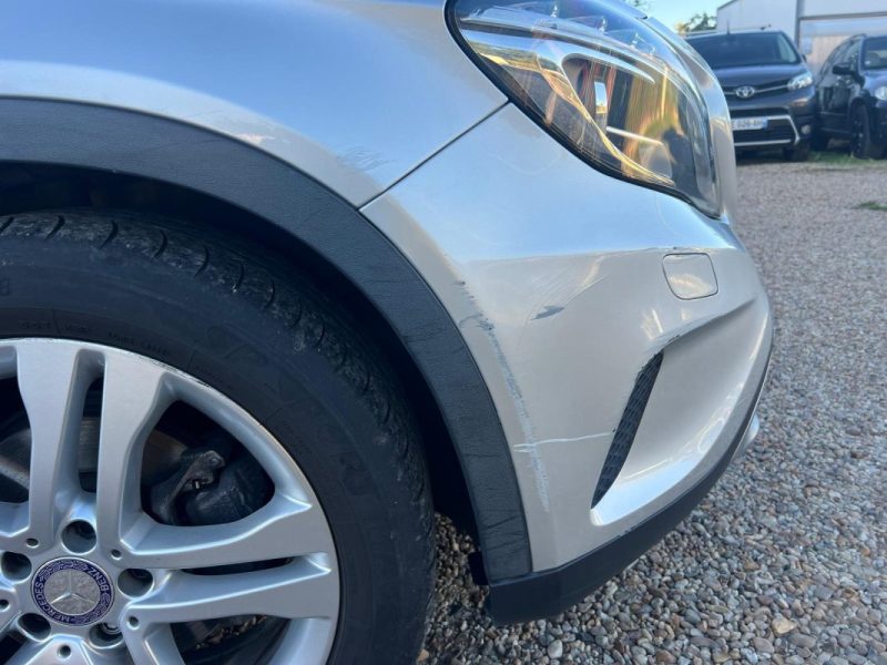 MERCEDES GLA 180 CDI 109 ch INTUITION 7G-DCT