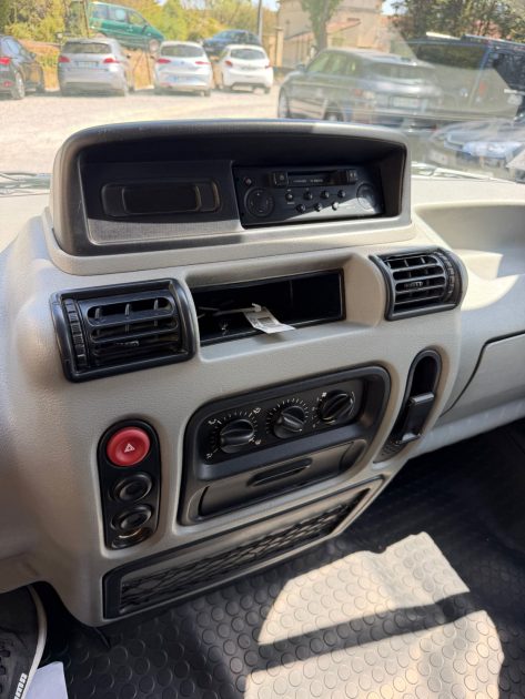 RENAULT MASTER L2H2 2.2DCI 2003 102000KM 1ere main