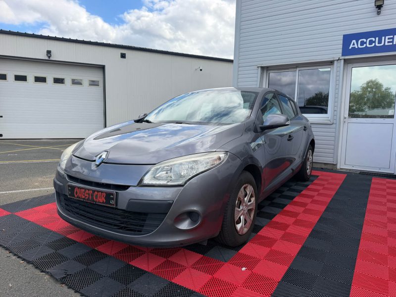 RENAULT MEGANE 1.5 DCI 110 AUTHENTIQUE 2010